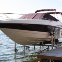 Our heavy duty design provides you with one of the strongest boat lifts currently manufactured. Cantilever Boat Lift