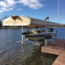 Hydraulic Boat Lift with 12V winch and roof System