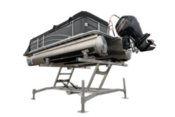 Hydraulic Lift for Tritoon Pontoon Boat