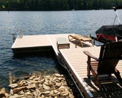 Lift up step dock