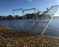 Lift up vertical boat lift and dock system