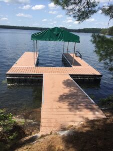 u shaped floating dock with roof system