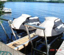 PWC Lifts with centre dock section